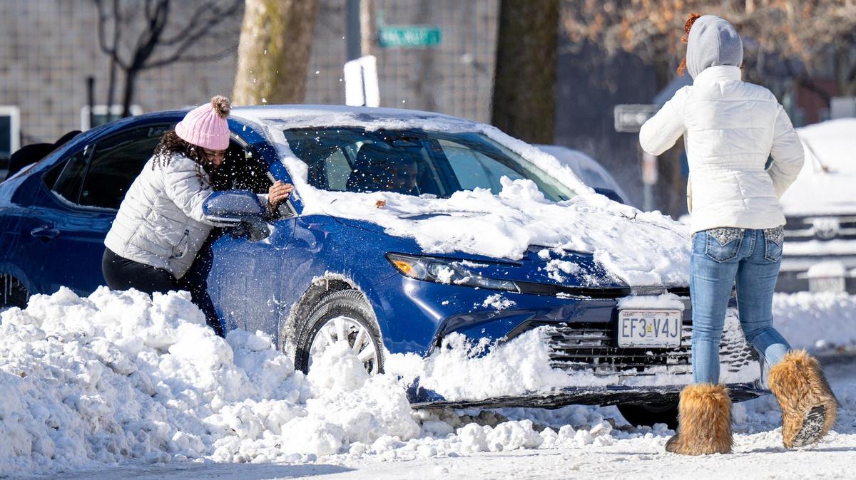 People all over the metropolitan area helped one another out during the recent blizzard.
