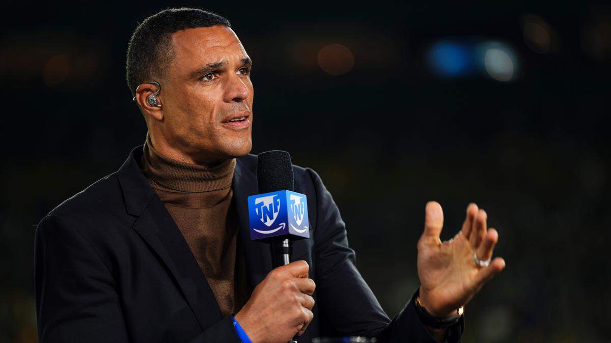 Tony Gonzalez on set of the Amazon Prime’s “Thursday Night Football” halftime show.