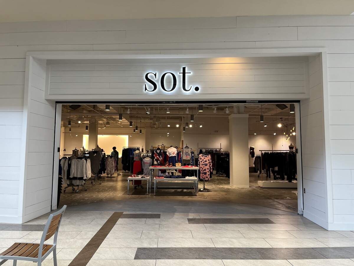 SOT., a discount women’s boutique, opened inside the Oak Park Mall in March.