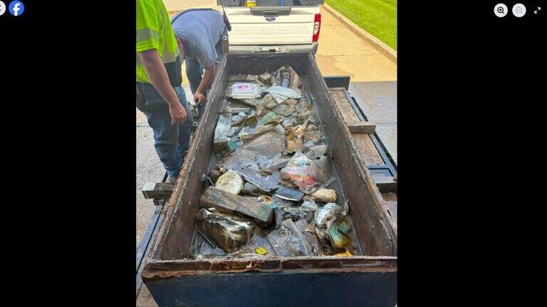 In Pleasant Hill, unearthed 1976 time capsule leads to discovery — a watery mess