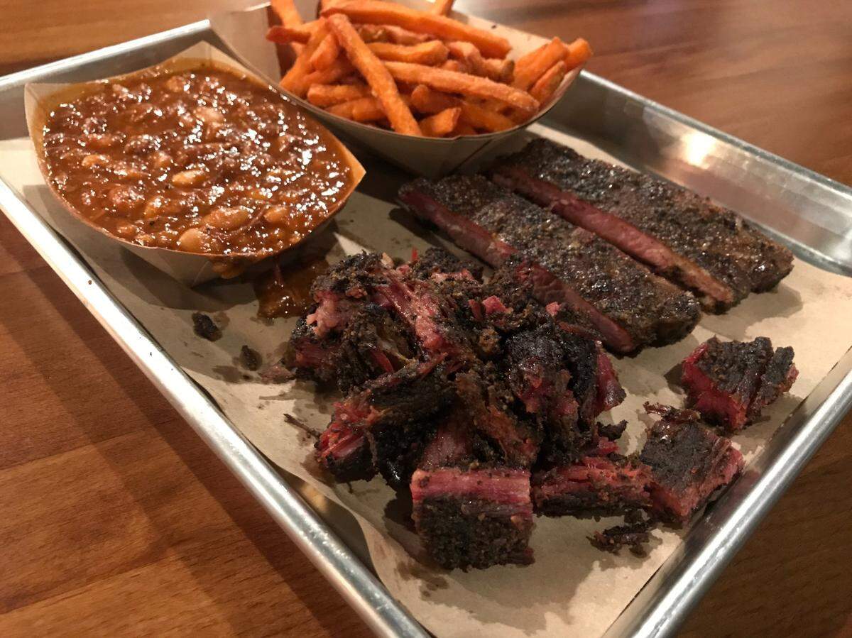 Jousting Pigs has a variety of items including ribs, pulled pork sandwiches, brisket macaroni and cheese, burnt ends, turkey and barbecue gumbo.