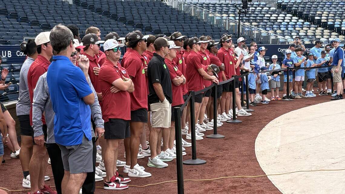 Before College World Series, Bobby Witt Jr. meets with Oklahoma Sooners at The K