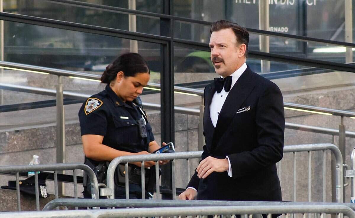 US actor Jason Sudeikis arrives at Madison Square Garden, the reported venue for the wedding celebrations of pop singer Taylor Swift and pro-athlete Travis Kelce, in New York City on July 3, 2026. Swift and Kelce's official wedding plans are tightly under wraps, but New York is bracing to host the celebrity marriage of the year this week at Madison Square Garden. The wedding will reportedly take place Friday with a star-studded guest list of around 1,000, including models Gigi Hadid and Cara Delevingne, singer Selena Gomez, and actress Zoe Kravitz -- all known to be close Swift pals -- and Kelce's Kansas City Chiefs teammates. (Photo by kena betancur / AFP via Getty Images)