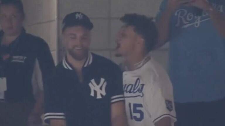 KC Chiefs’ Patrick Mahomes fired up Royals crowd — and trolled a former teammate