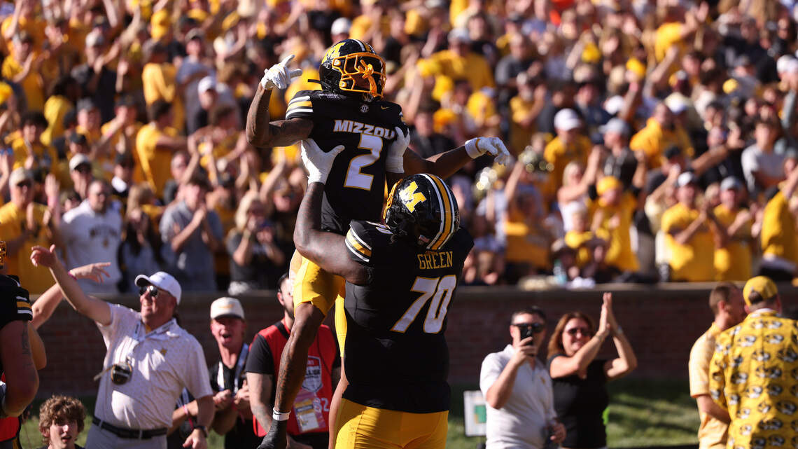 Missouri Tigers dominate No. 8 Florida Gators on homecoming. How it happened