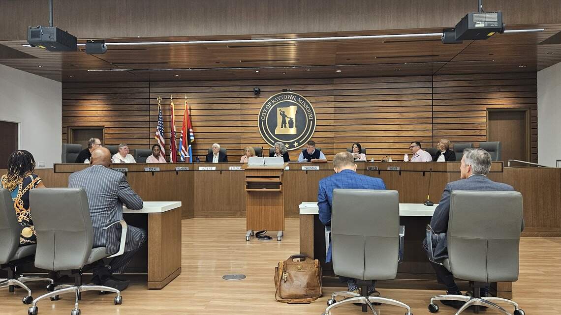 What to know about the vote to keep Raytown alderwoman in office | Porter