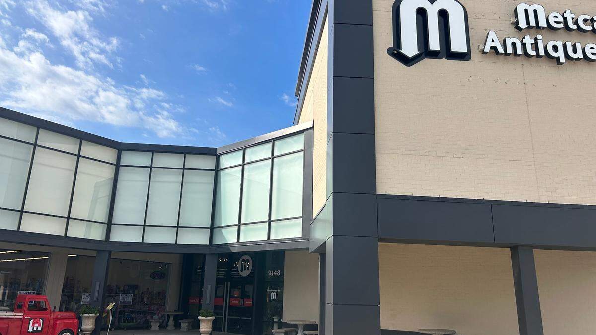 The Metcalf Antique Mall in Overland Park has reopened after being seized by the Kansas Department of Revenue.