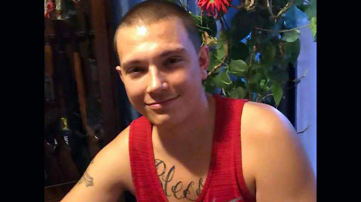 Justin Scott Siwek, 32, was last seen at the Days Inn at 7721 Elizabeth Avenue in Kansas City, Kansas, before he disappeared Sunday morning.