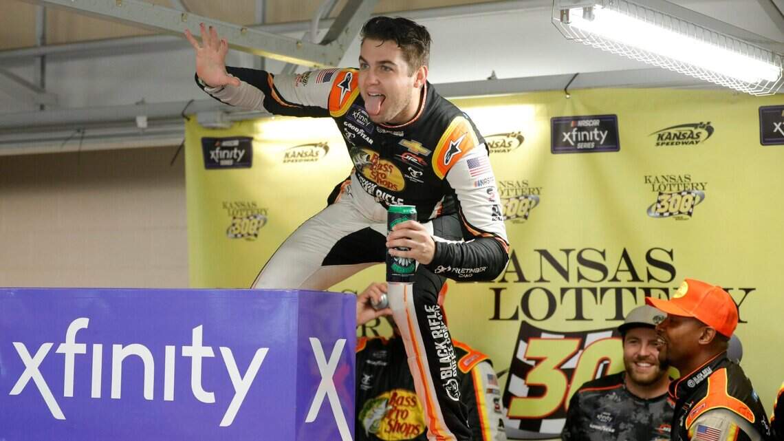 NASCAR: Gragson nabs 2nd win in as many weeks after shortened race at Kansas Speedway