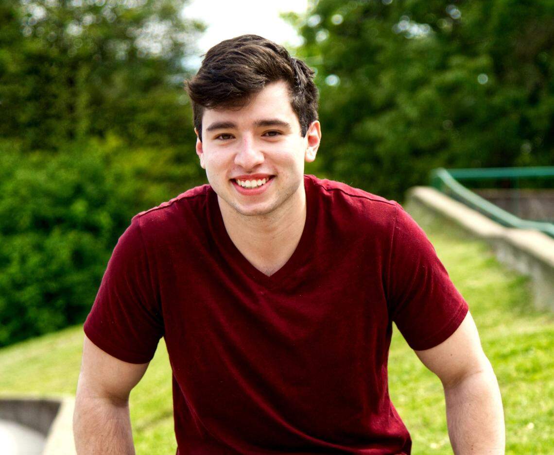 Profile Image of Aarón Torres