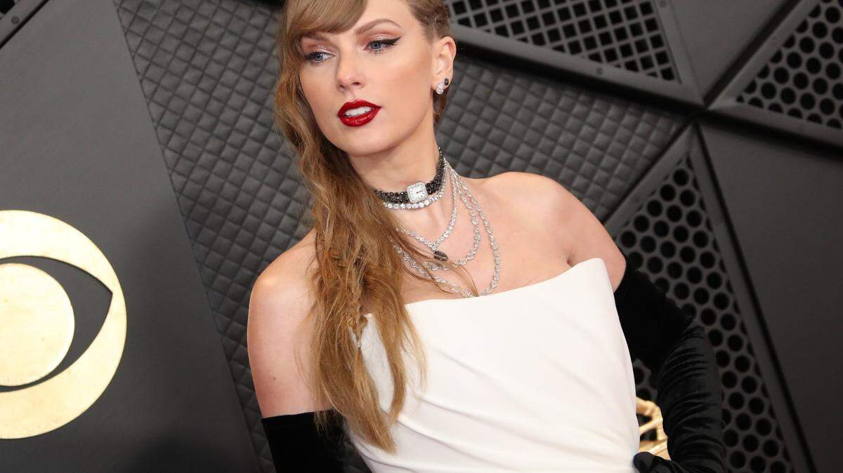 Feb 4, 2024; Los Angeles, CA, USA; Taylor Swift at the 66th Annual Grammy Awards at Crypto.com Arena in Los Angeles on Sunday, Feb. 4, 2024. Mandatory Credit: Dan MacMedan-USA TODAY