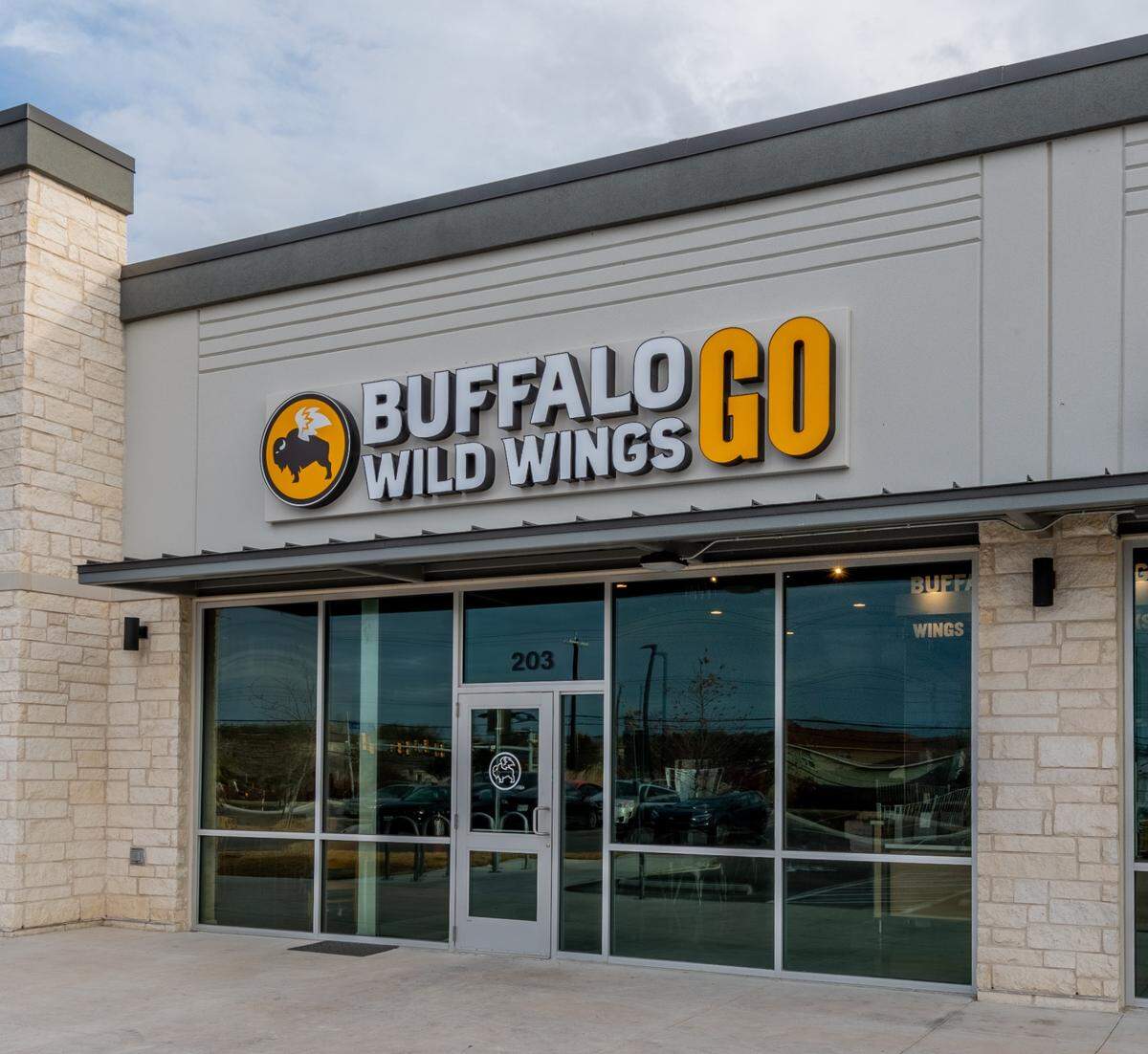Buffalo Wild Wings GO in Johnson County will have limited seating.