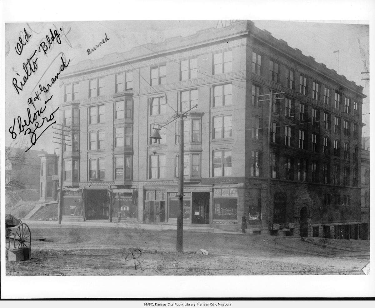 The old Rialto building burned down in 1909 when it was 8 degrees below zero.