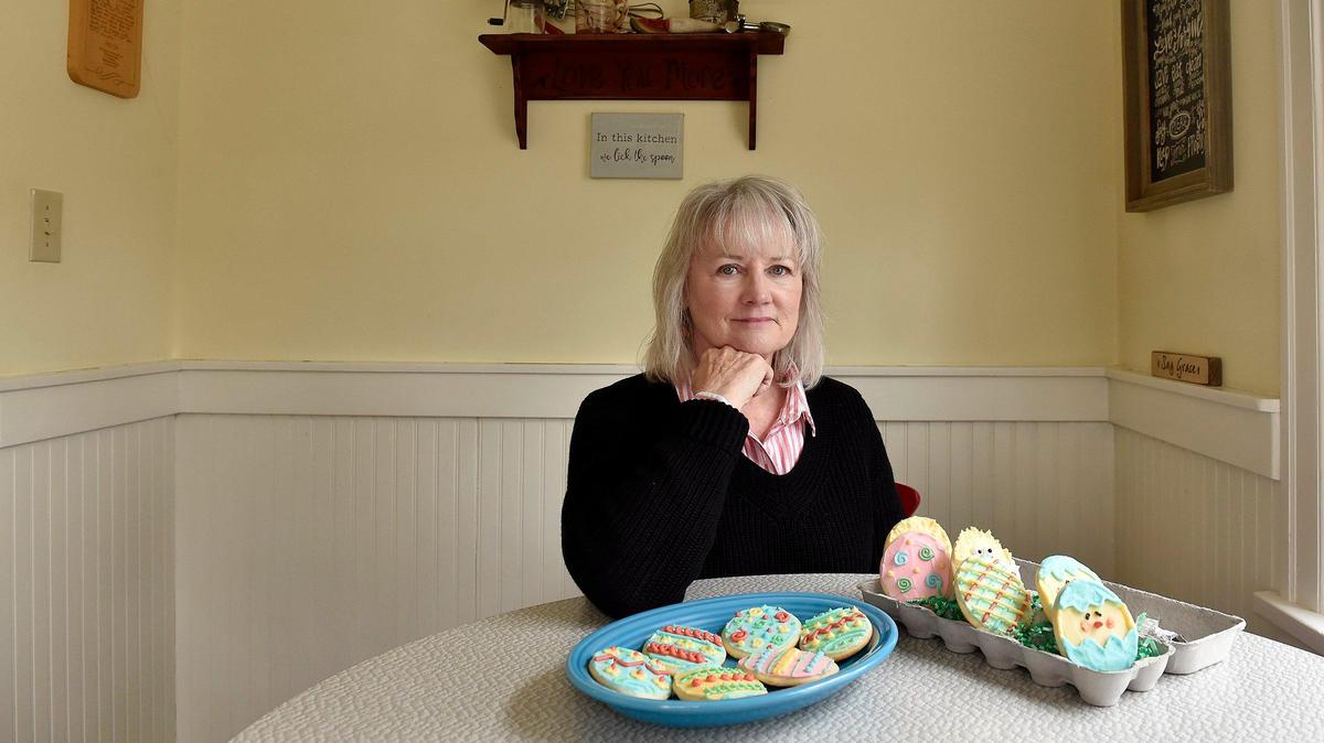 Debbie Wolff and her Easter-themed sugar cookies.