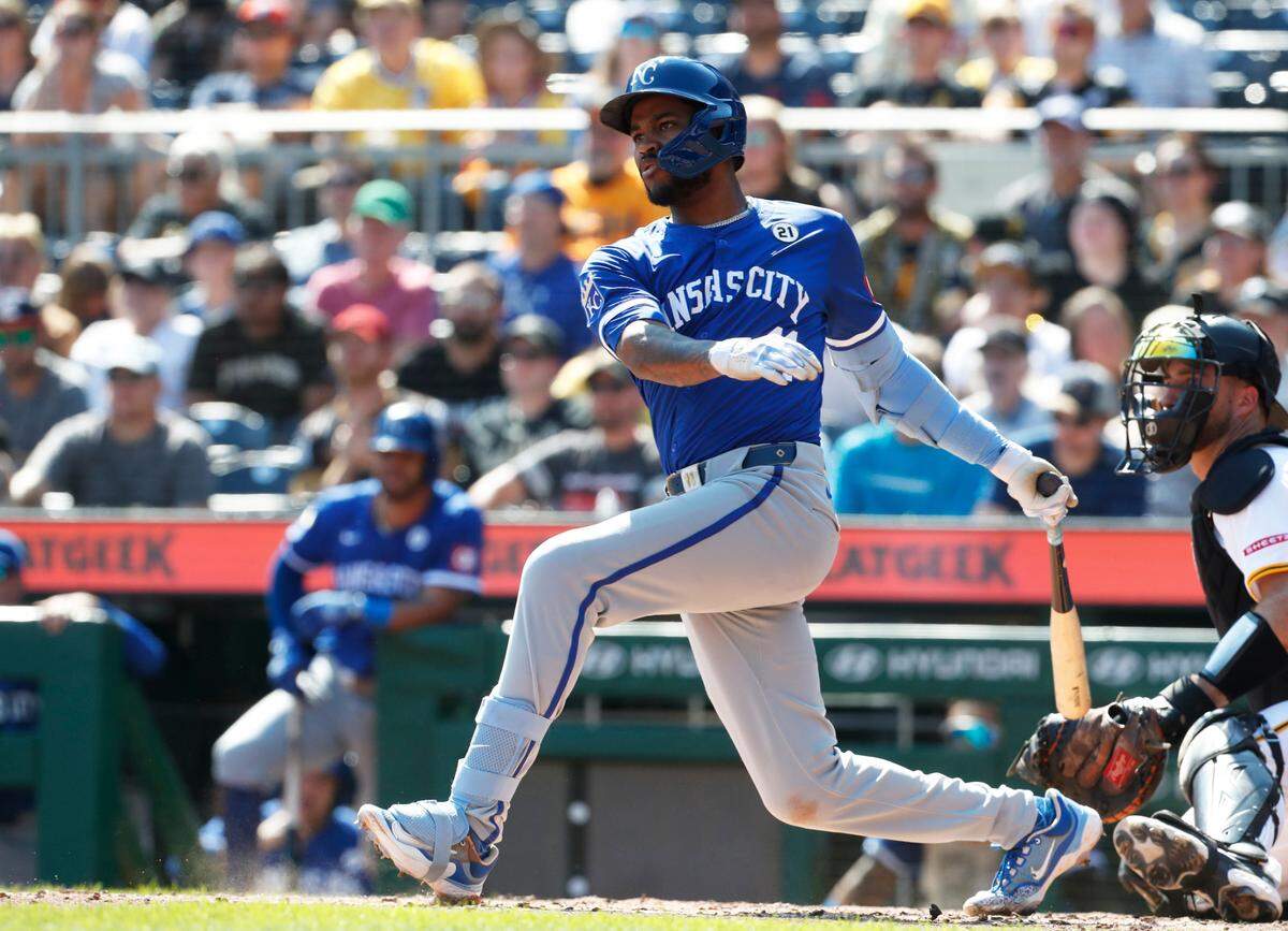 Kansas City Royals second baseman Maikel Garcia (11) hits an RBI double against the Pittsburgh Pirates during the fourth inning ta PNC Park on Sept. 15, 2024.