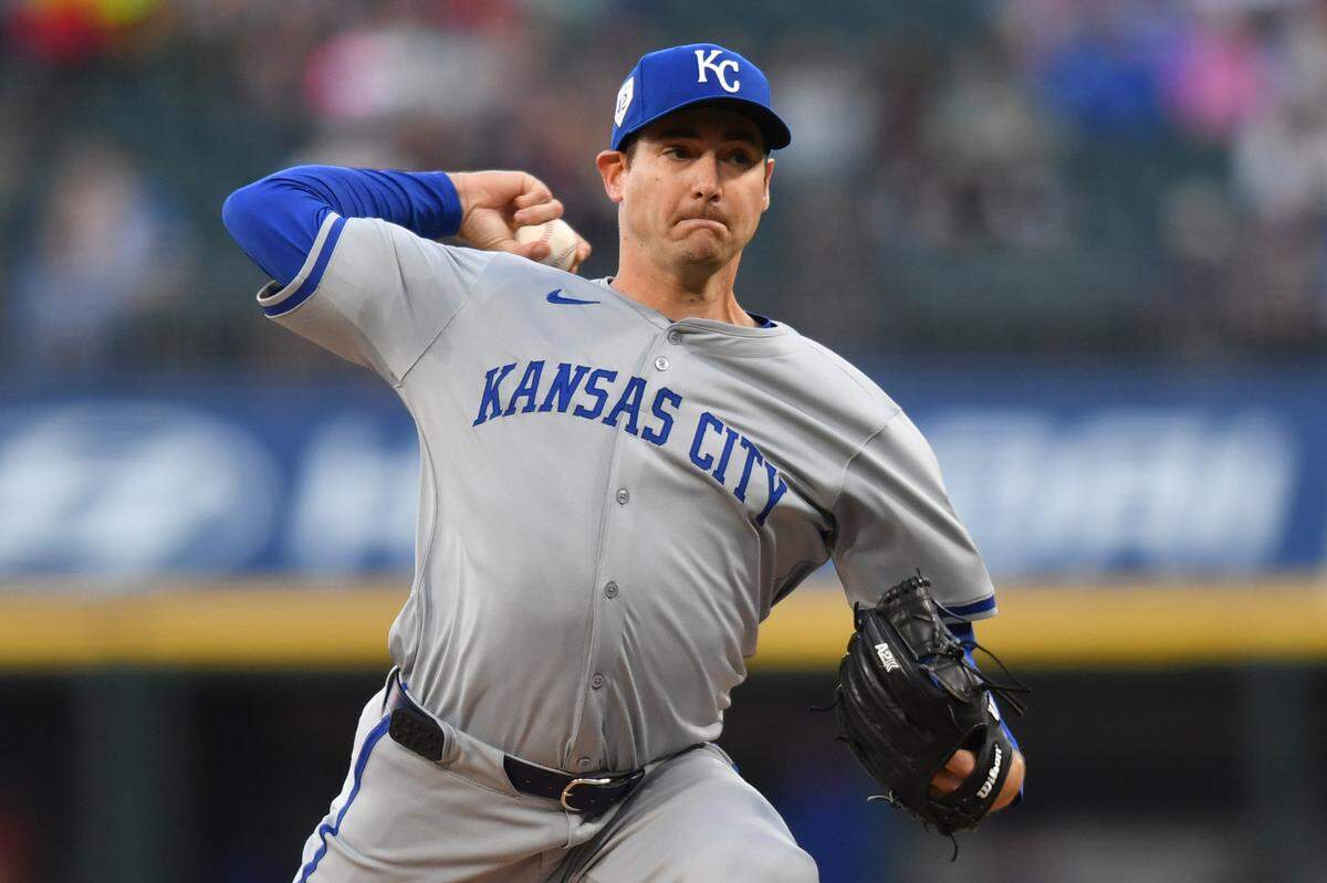 Kansas City Royals starting pitcher Seth Lugo kept the White Sox off-balance on Monday evening at Guaranteed Rate Field in Chicago.