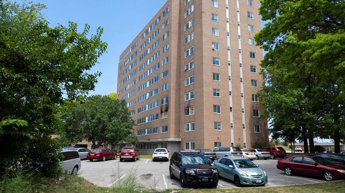 A Jackson County grand jury has charged Moses Bass and Destiny Randle with child endangerment in the death of the 3-year-old boy who fell from their 8-story apartment at Independence Towers in Independence.