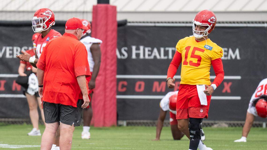 Eight observations from Day 6 of Chiefs OTAs: What we’re learning about KC offense
