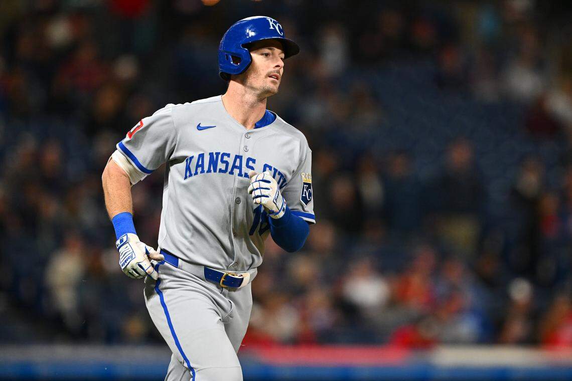 Mike Yastrzemski #18 of the Kansas City Royals runs out a single during the ninth inning against the Cleveland Guardians at Progressive Field on September 8, 2025 in Cleveland, Ohio.