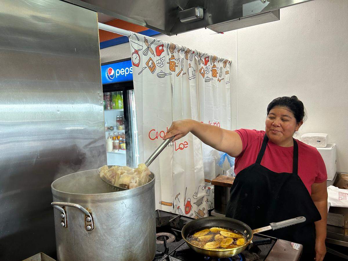 Marta Vasquez cooked sopa de pata, or cow foot soup, at La Cocina de Mary.