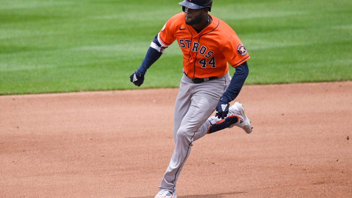 Houston Astros’ Yordan Alvarez runs out a triple during the fourth inning of a baseball game against the Kansas City Royals, Sunday, June 5, 2022, in Kansas City, Mo. (AP Photo/Reed Hoffmann)