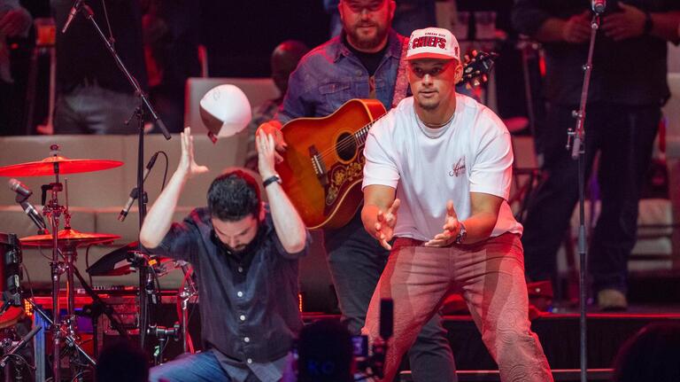 What it’s really like inside Big Slick party in Kansas City: ‘No winging it’