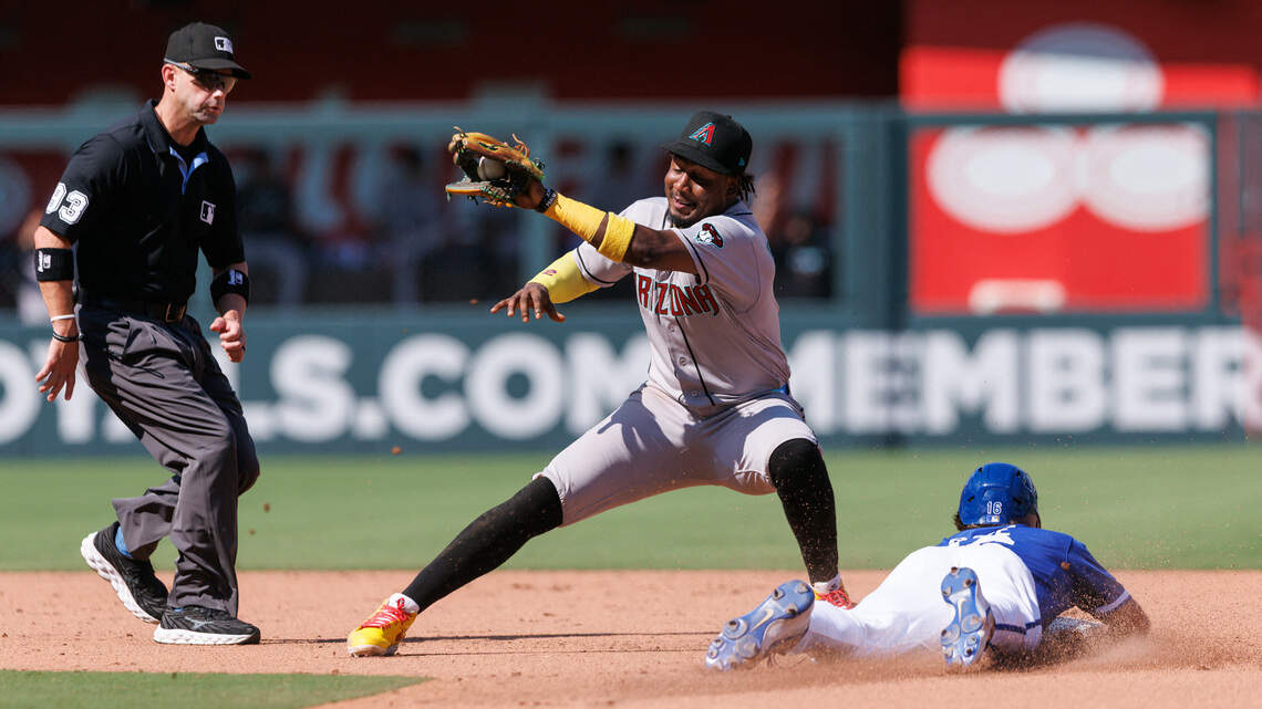 Royals’ extra-inning clash with D-backs finishes with Major League Baseball rarity