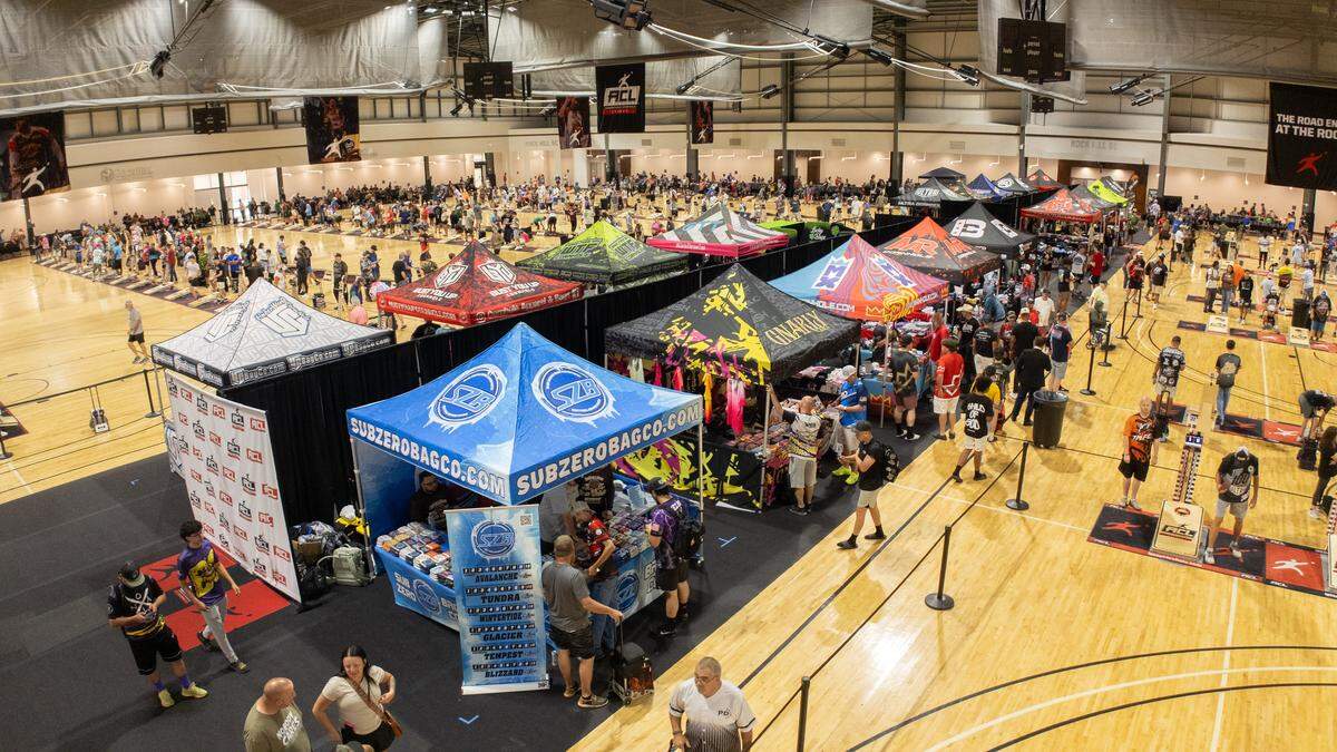 Professional cornhole players are coming into KC from across the country to compete in the 2026 Kansas City Signature Open this weekend.
