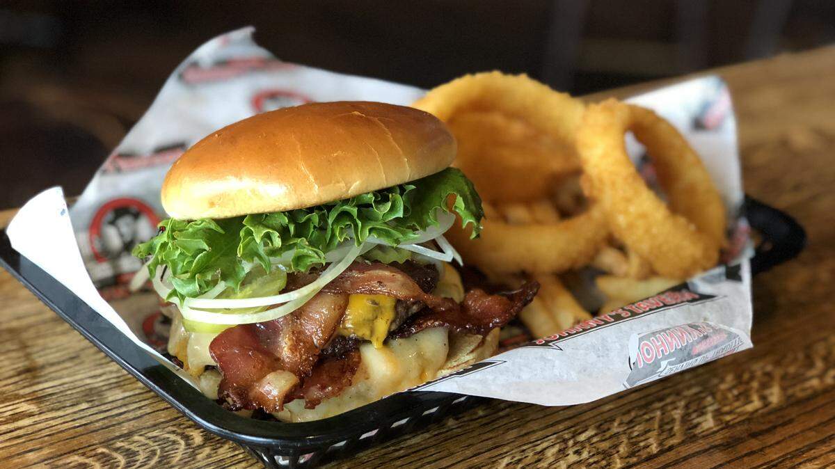 The Slim Wilson burger at Johnny’s Tavern.