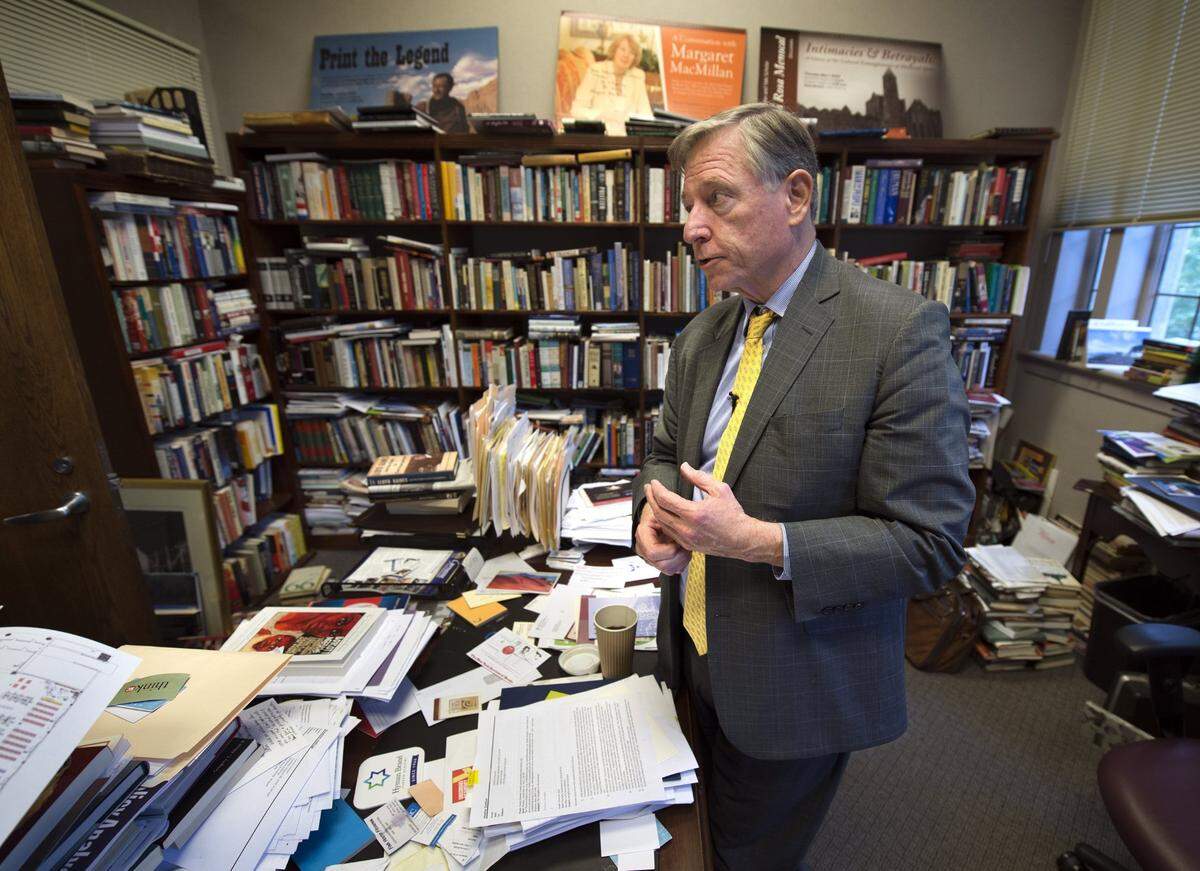 Crosby Kemper III, former executive director of the Kansas City Public Library who is now director of the Institute of Museum and Library Services, will discuss a new PBS series about the nation’s historic sites Jan. 11 at the library’s Plaza branch.