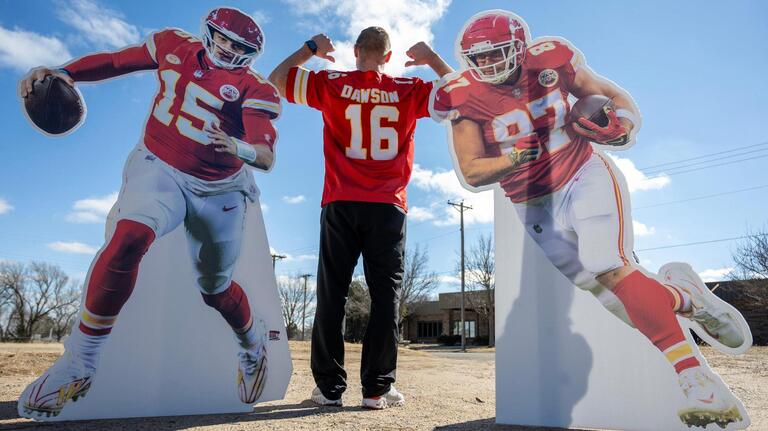 Chiefs fans in ‘No Man’s Land’ remain resilient in Broncos, Cowboys territory