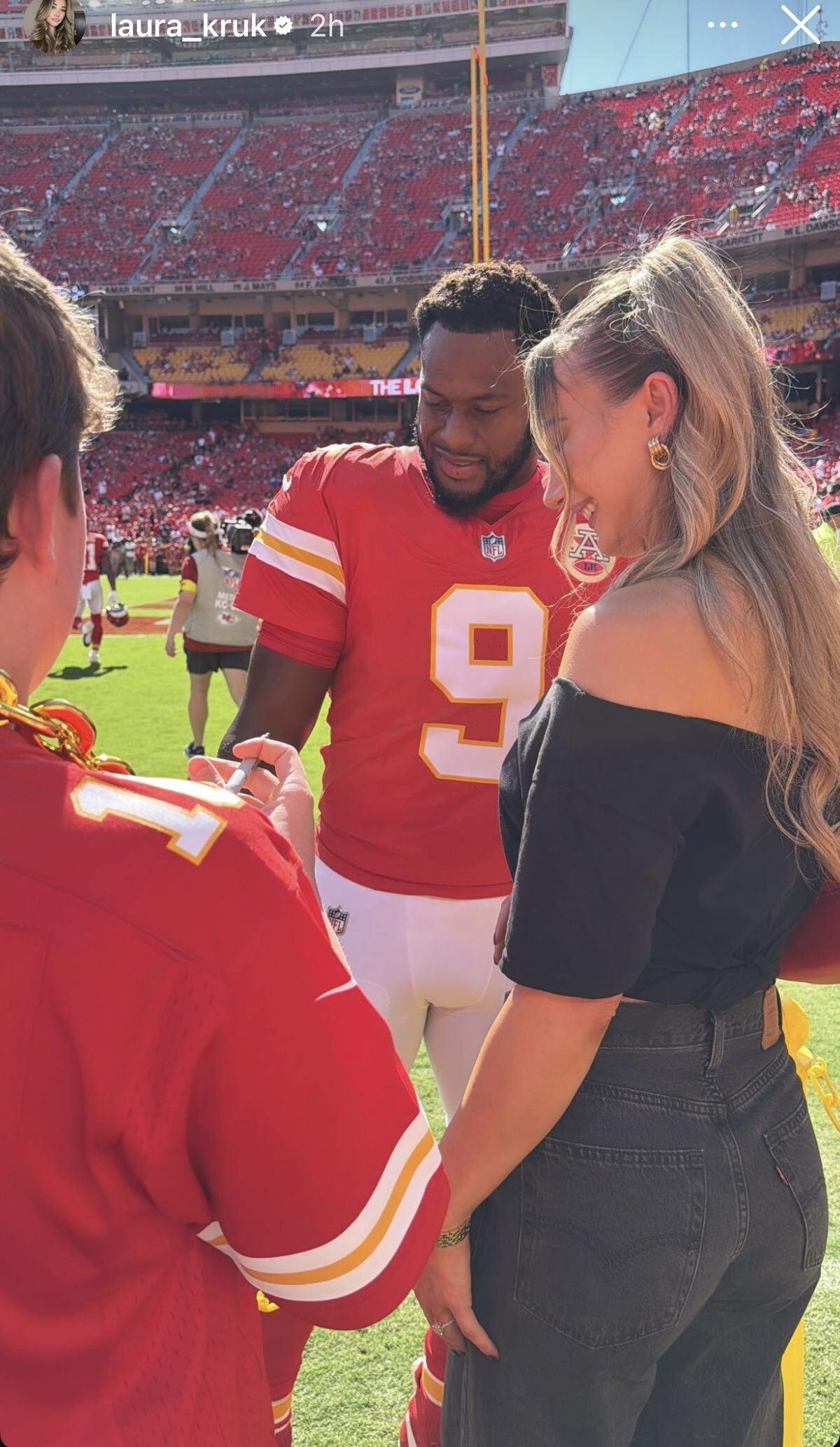 Another couple in Chiefs Kingdom planning a wedding.