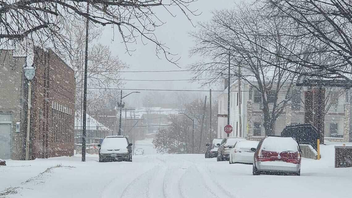 When will trash, recycling be picked up in Kansas City amid blizzard? See the schedule
