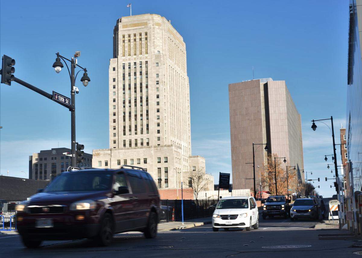 Roughly 50 or so disc-shaped devices were installed throughout the intersection at 13th Street and Grand Avenue. The devices were installed by the city’s public works department to reduce car stunt activities in the area.