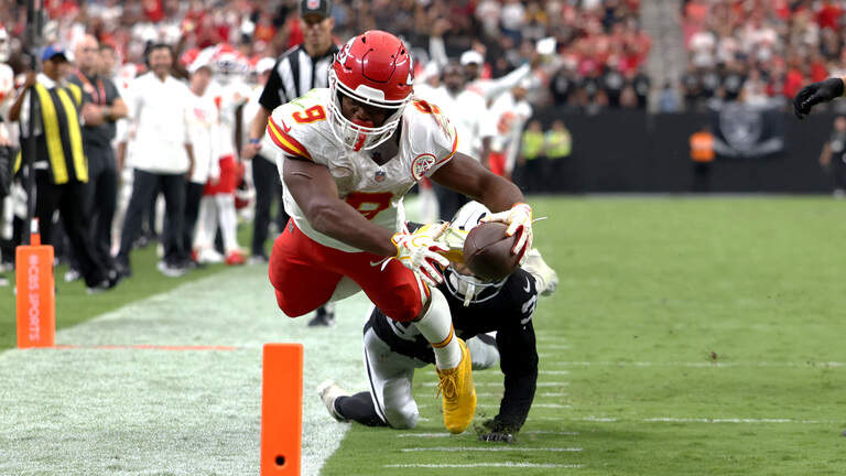 Chiefs-Chargers betting line & game prediction: KC faces desperate AFC West rival