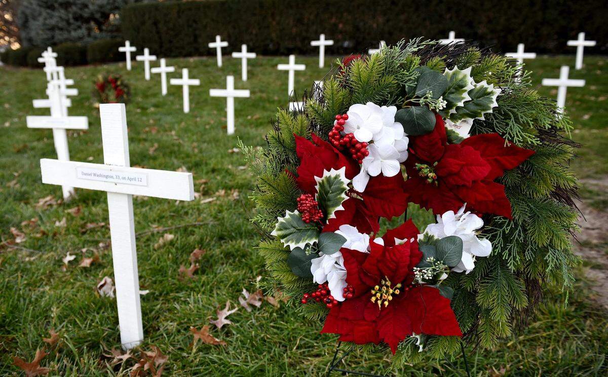 Crosses honoring homicide victims in Kansas City decorate the lawn outside the Wornall Road Baptist Church in Brookside. Kansas City saw its deadliest year in 2020.