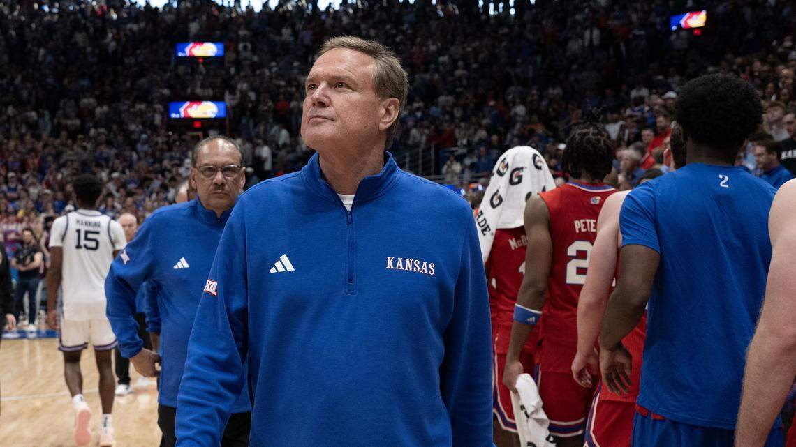 He’s staying: KU’s Bill Self announces he’ll return as Kansas basketball coach