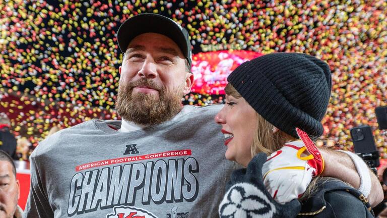 Photos: Taylor Swift & Travis Kelce’s Kansas City romance through the years