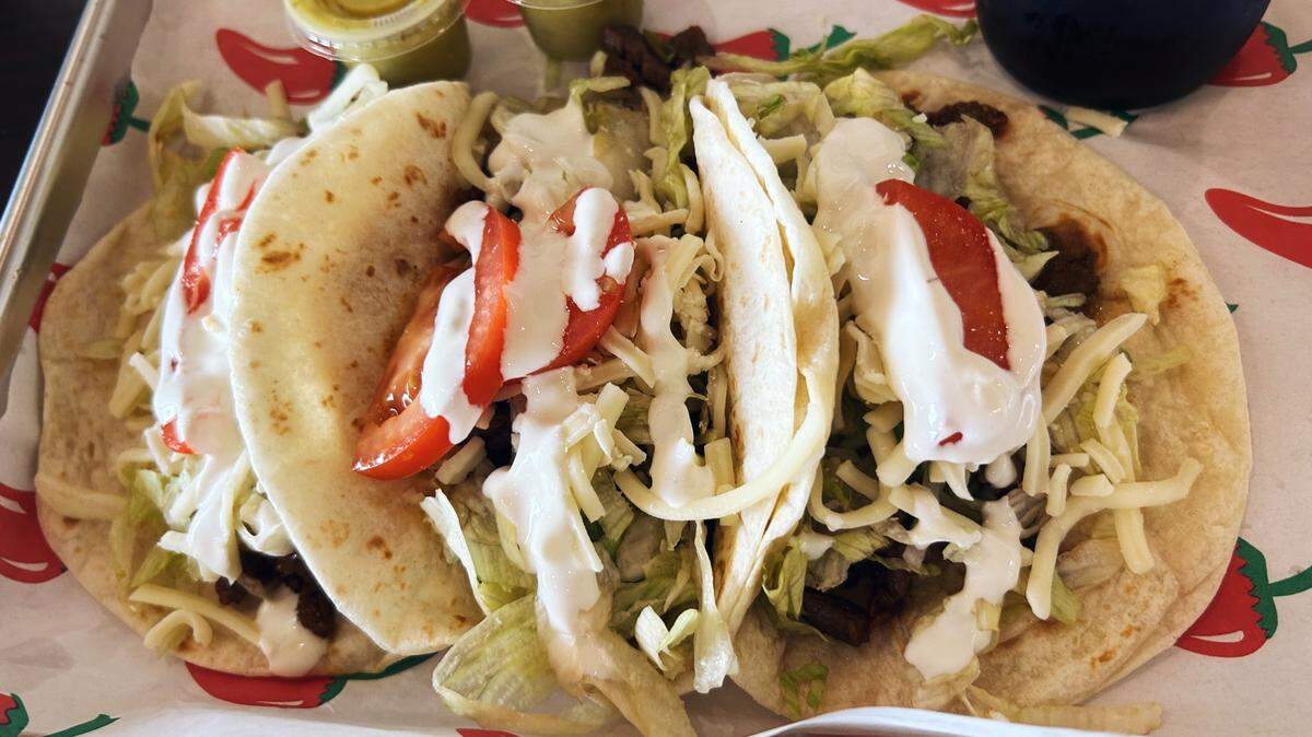 La Patrona Tacos & Tequila is open in Overland Park, selling made-to-order tacos, burritos, quesadillas and more.
