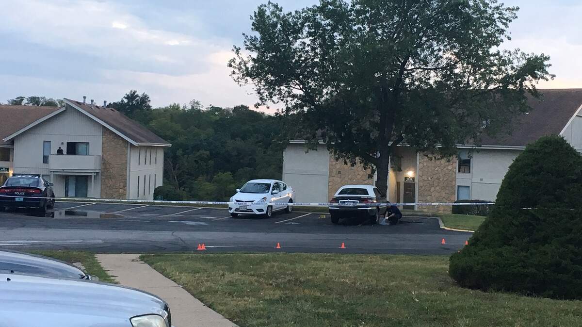 One dead, another injured in shooting at south KC apartment | Kansas ...