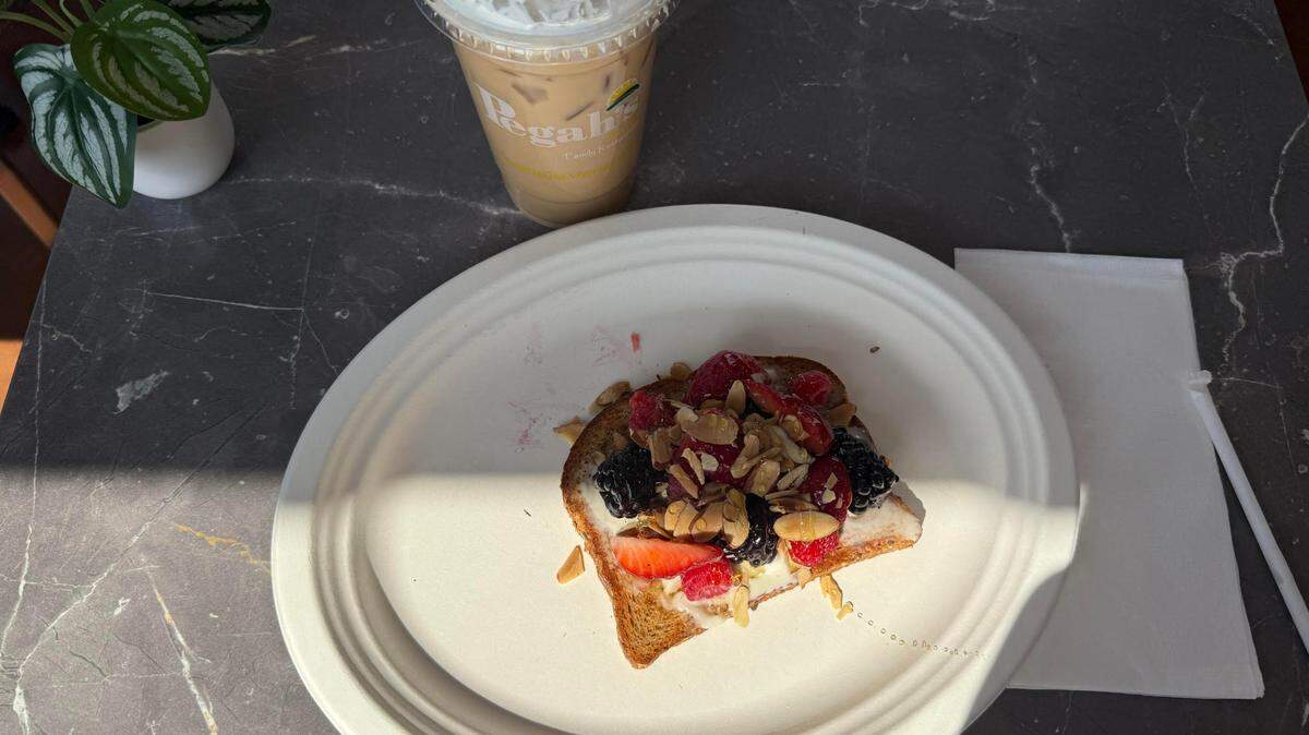 Pegah’s Cafe & Coffee sells breakfast items like the Very Berry Toast.