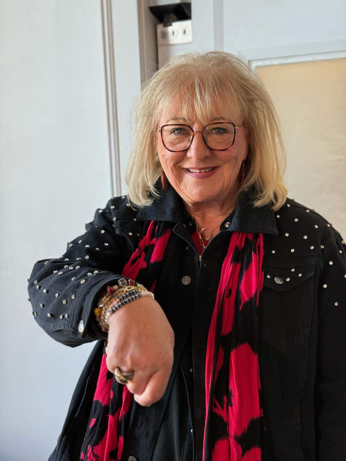 The THRIVE@50+ campaign has its own mantra bracelet, ala Swiftie bracelets.