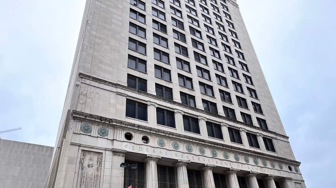 KC could force dilapidated, historic Federal Reserve tower downtown into new hands