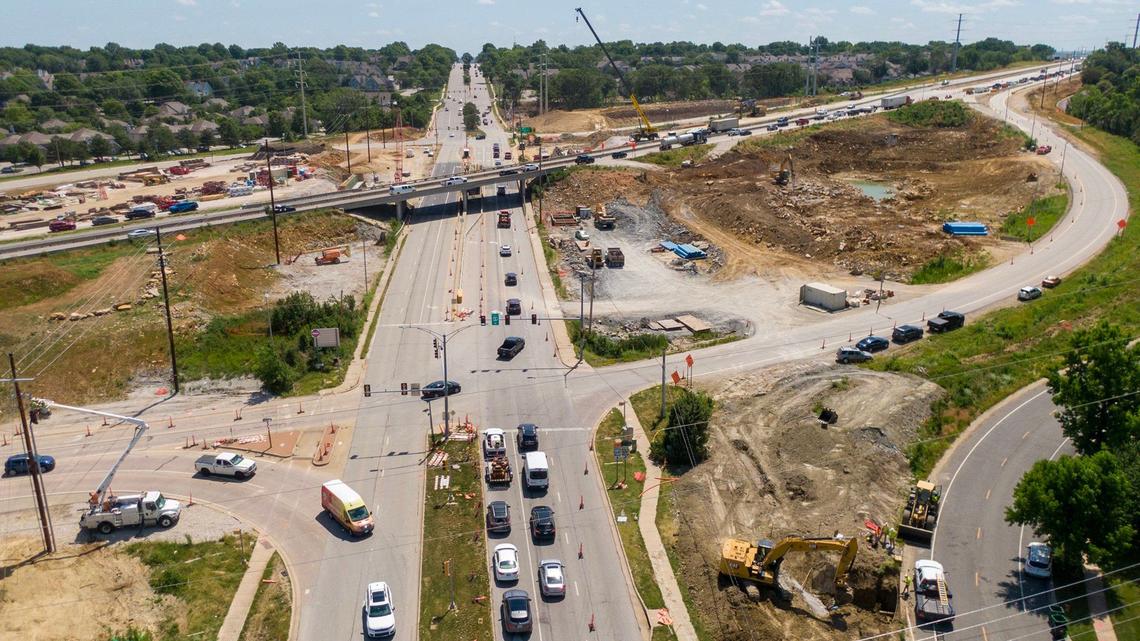 Major Johnson County interchange to close for months as U.S. 69 expands, adds express lanes