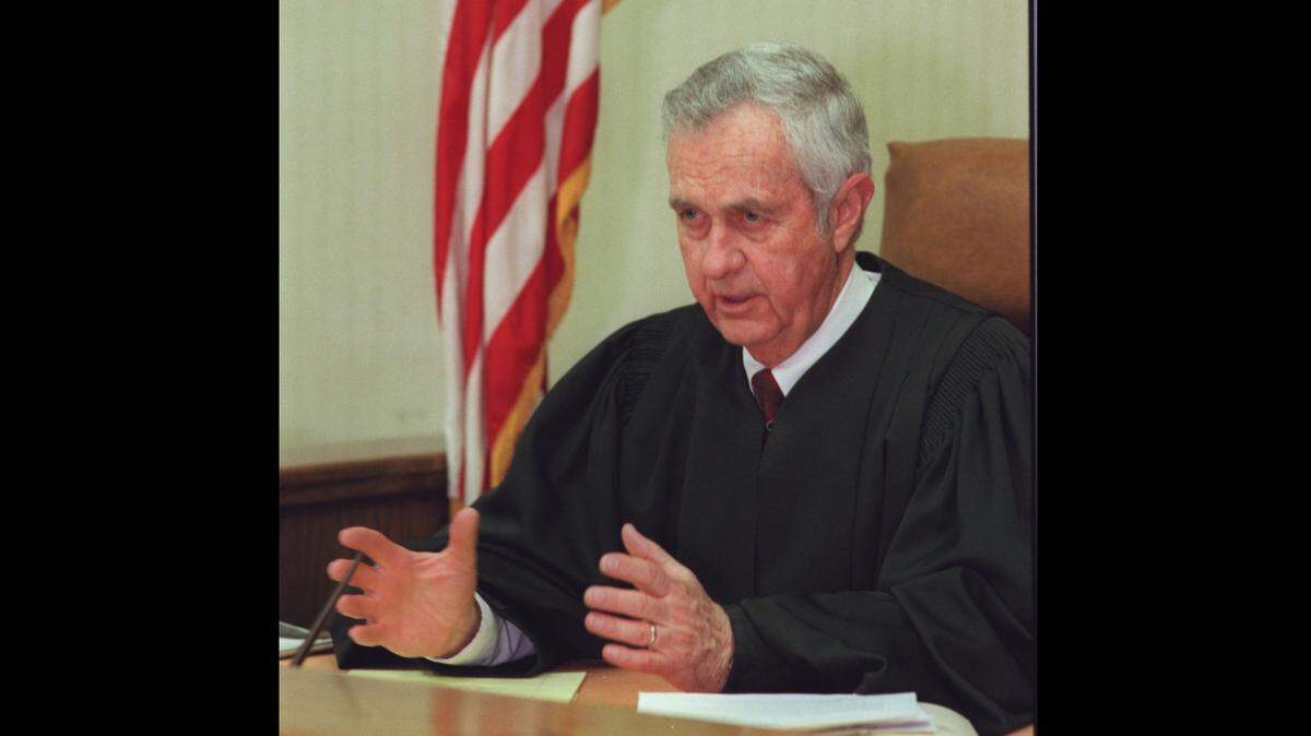 Former Jackson County Circuit Judge Jack Gant died Sunday at his home in Independence. He was 90.