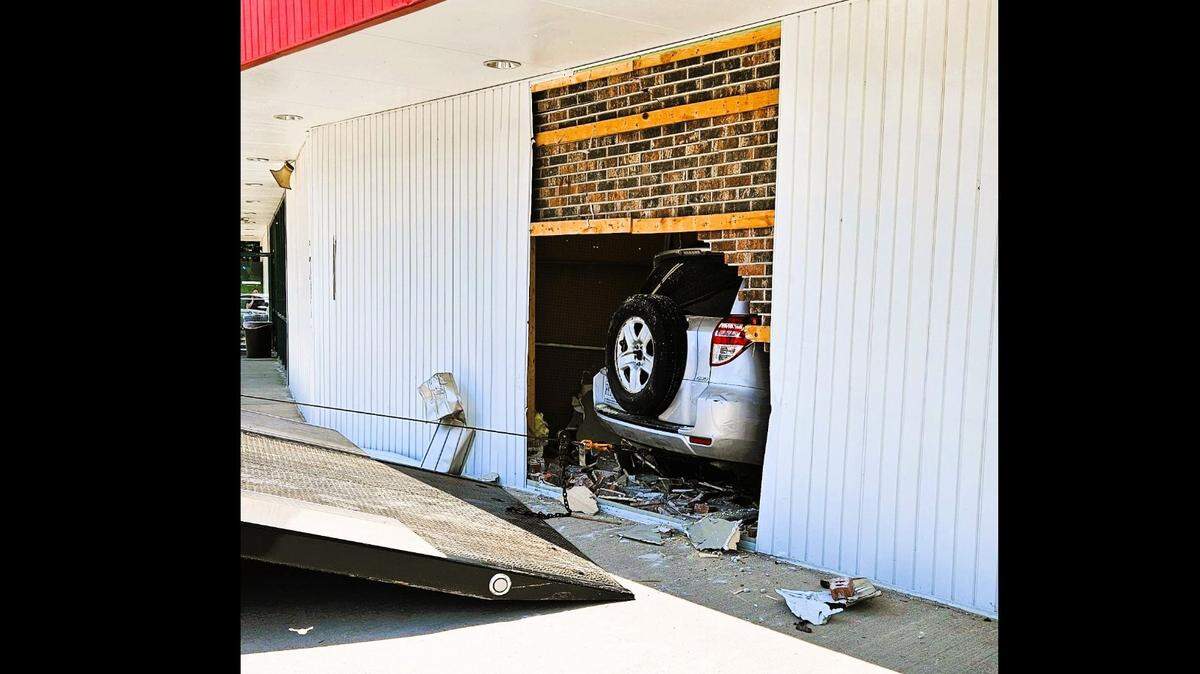 A vehicle drove into an O’Reilly Auto Parts building in the Northland of Kansas City on Tuesday afternoon. The driver was taken to the hospital for evaluation out of precaution.