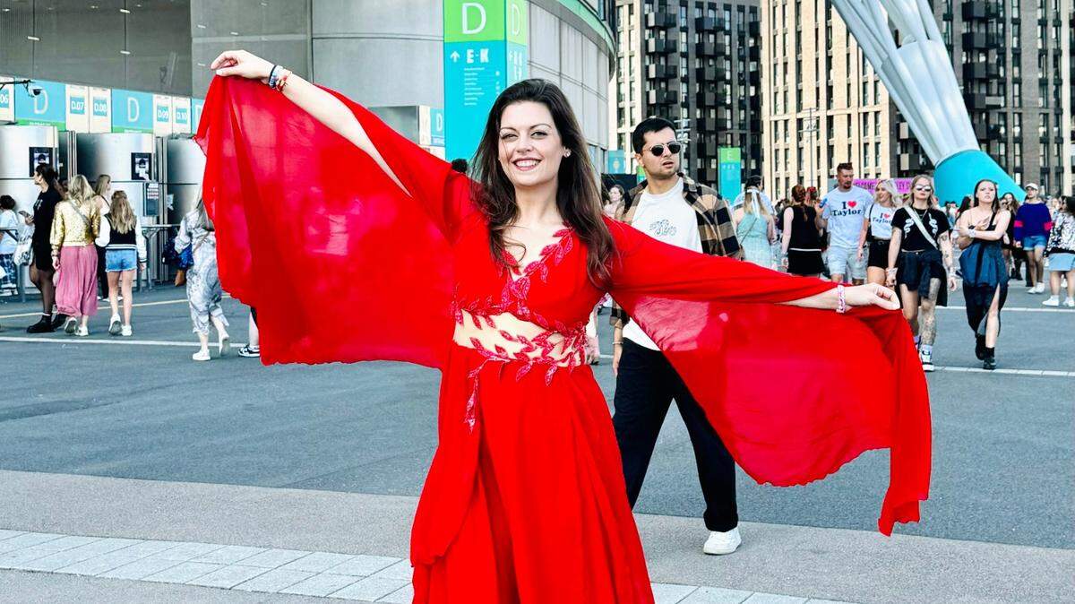 Jordan Johnson of Kansas City, known online as @SwiftieinKC, has turned her passion for the Kansas City Chiefs and Taylor Swift into popular social media content. She has been to seven Eras Tour shows since last year.