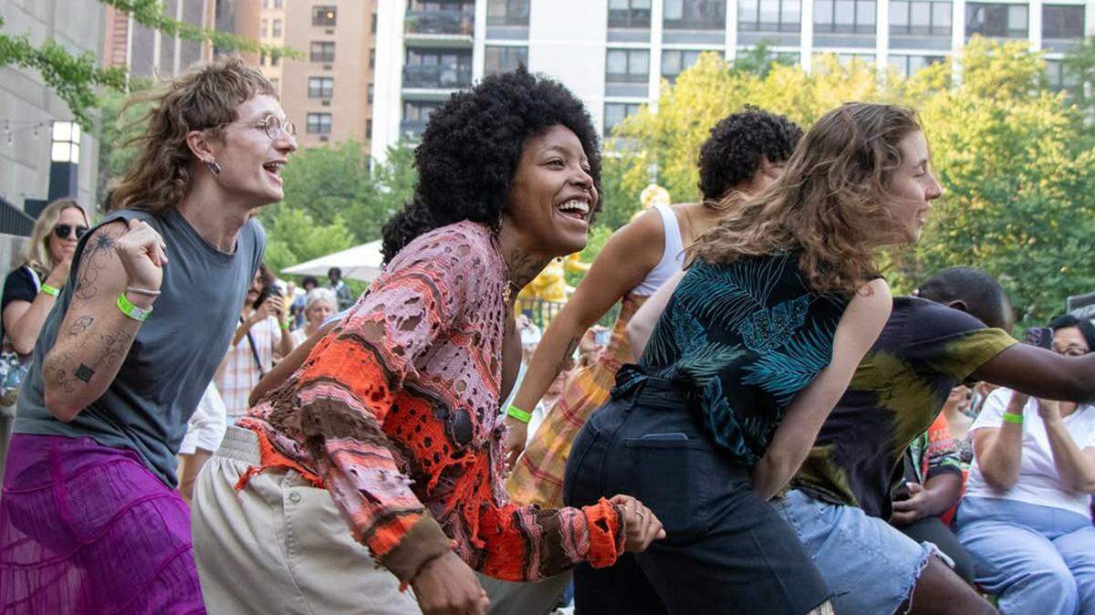 House of Dov dance troupe from Chicago