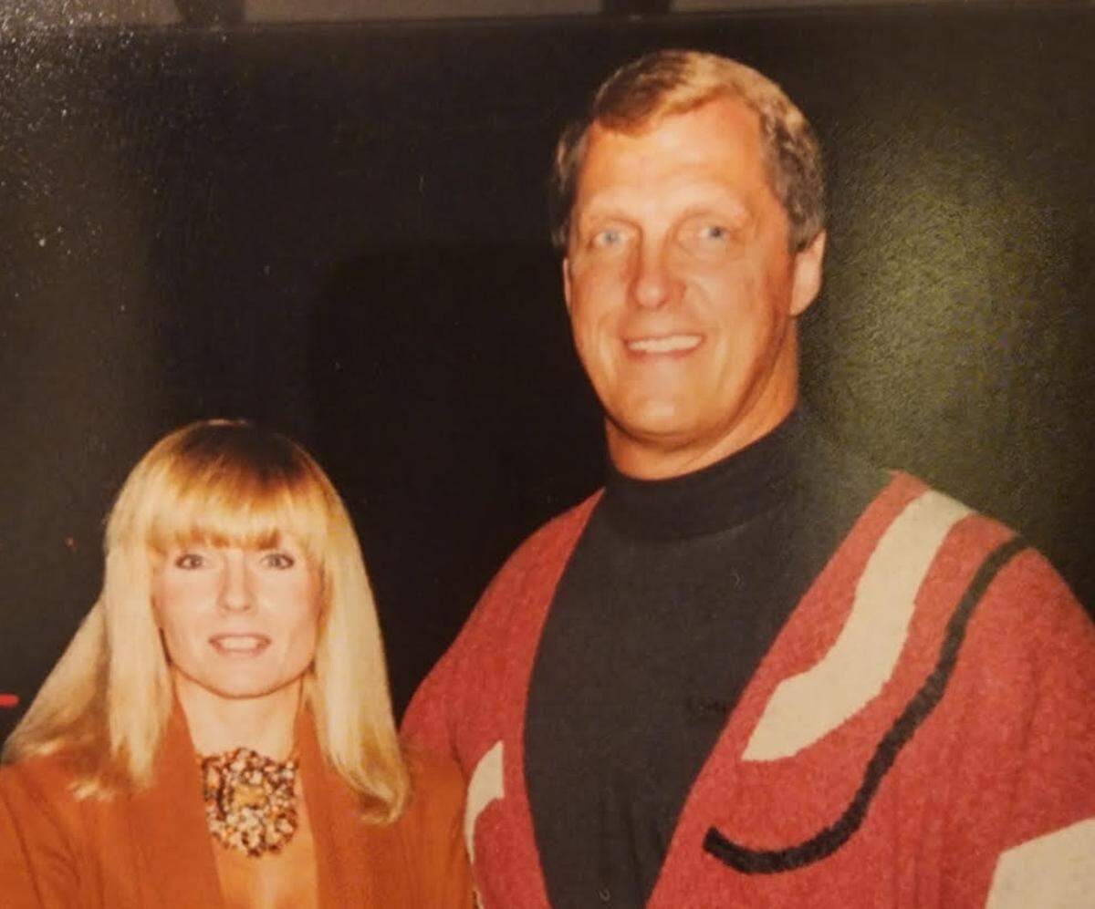 Former Chiefs player Ed Lothamer and his wife, Elisabeth.