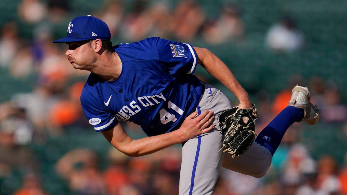 Kansas City Royals relief pitcher Wyatt Mills throws in the seventh inning of a baseball game in Detroit, Saturday, July 2, 2022. (AP Photo/Paul Sancya)